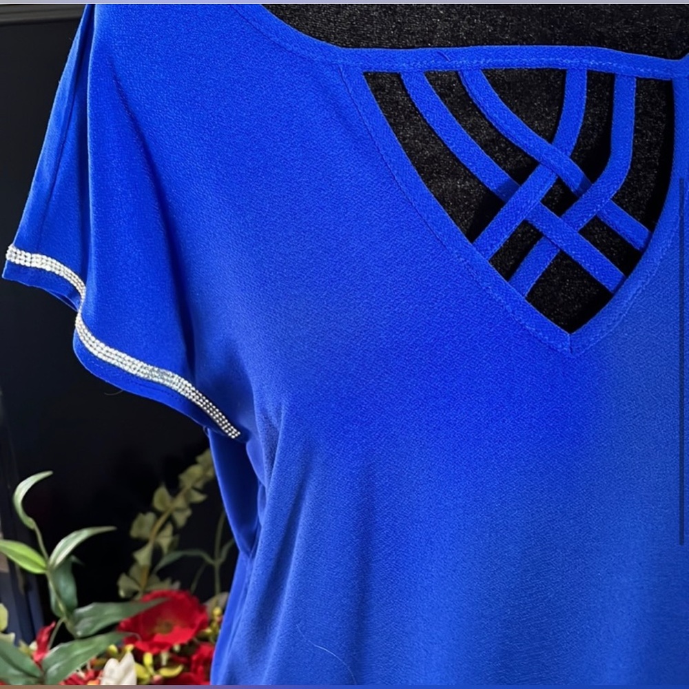 89th & Madison Royal Blue Rhinestone Top Large - Picture 3 of 5